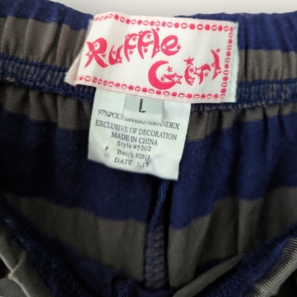 🤎5/$25🤎 Ruffle Gurl Striped Lounge Pants - Picture 4 of 4